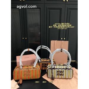 ブランド コピー 優良バッグファッション感満々素敵なデザインMIUMIU