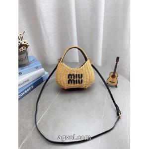 ブランド コピー 着払いバッグお買得セール清潔感で洗練されMIUMIU
