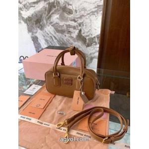 激安 通販 ブランドMIUMIU高品質唯一無二の存在ボウリングバッグ