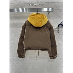 コピー 品 販売激安期間限定セール 透け感優しい 限定的新作入荷MIUMIUダウンジャケット
