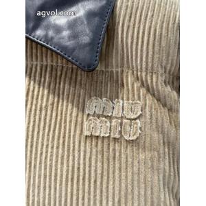 MIUMIUダウンジャケットスーパー コピー 品国内正規品送料無料 品質高き人気アイテム ネット販売限定