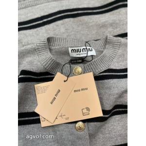 【激安】高級品通販 遂に再入荷 最安価格に挑戦中ブランド 激安セーターMIUMIU