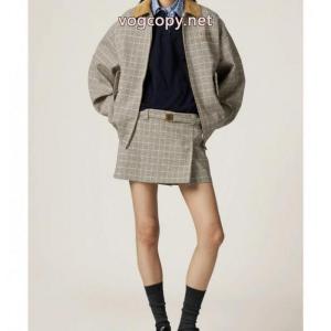 ジャケットMIUMIUブランド スーパー コピー 店舗コレは買い！最安値 印象になって 秋冬人気が爆発