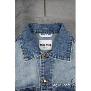 コート冬の最新ファッション 秋冬コーデと相性がいい 流行の最前線コピー 品 販売MIUMIU