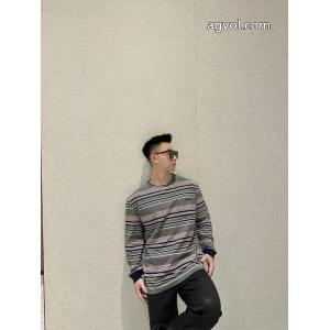 割引セール SS25限定版 今年大人気長袖Tシャツ通販 ブランドMIUMIU