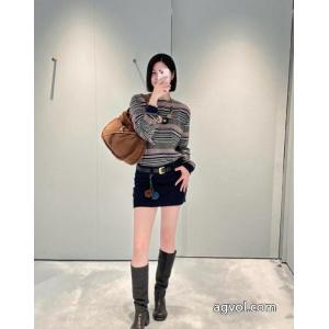 割引セール SS25限定版 今年大人気長袖Tシャツ通販 ブランドMIUMIU
