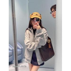 MIUMIUコピー ブランド 優良コート耐久性に優れ 2026SS人気ブランド新作アイテム 最新作期間限定セール