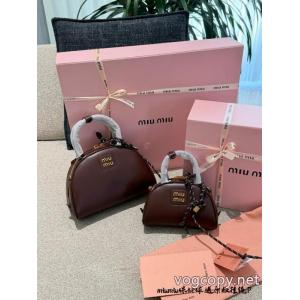 超激得 時代の風潮 人気アイテム多数ブランド 偽物MIUMIUバッグ