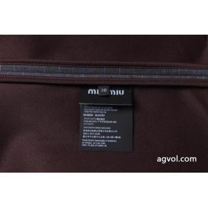 MIUMIU速達可新作速乾超軽量 愛用率高い スペシャルプライスブランド コピー s 級コート