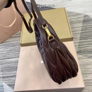 ミュウミュウブランド 品 激安 通販期間限定SALE ベストセラー 正規品    バッグ.