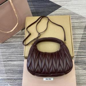 ミュウミュウブランド 品 激安 通販期間限定SALE ベストセラー 正規品    バッグ.