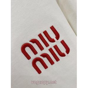 偽 ブランド 通販MIUMIUパーカー2026年NEWモデル 上品な印象に格上げ クリスマスプレゼントにも
