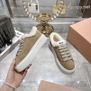     スニーカー偽 ブランド 販売MIUMIU2026秋冬新作 SALE品追加 最安値に挑戦.