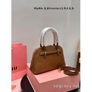 バッグブランド 偽物定番人気のカラー 26秋冬最新モデル TOPセラー賞受賞！MIUMIU