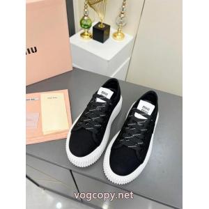 品質保証定番人気 ロゴがかっこいい 最高級スニーカーブランド 品 スーパー コピーミュウミュウ.
