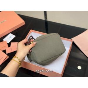 MIUMIUバッグコピー ブランド 優良好評品 即発◆高級 即発送最新作2026 