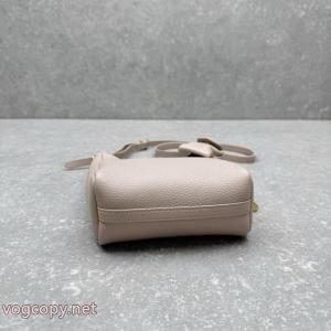 冬季流行り 超激得定番 2026冬到来新作ブランド スーパー コピー 通販MIUMIUバッグ.