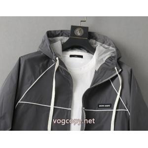 ロングシーズン愛用頂ける 高級感溢る デザイン性と機能性を備えているジャケットブランド 品 コピーミュウミュウ.