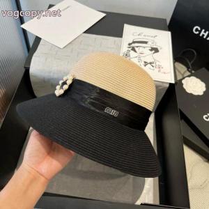 ミュウミュウ冬のコーデを品よく華やかに演出 品良くおしゃれな 2026年冬の新作ブランド 品 コピー    帽子.