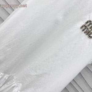 ワンピース超人気美品セール中 驚きの破格値人気 今シーズンのトレンドアイテムMIUMIUスーパー コピー 販売..