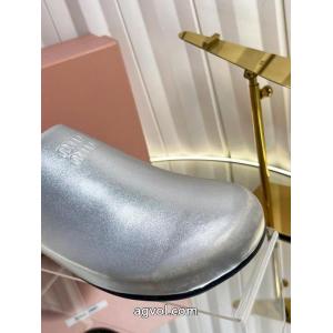 ブランド スーパー コピー 優良店ブーツ大好評 人気商品登場 綺麗！海外セレブ風!MIUMIU..