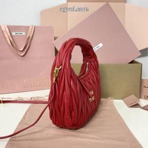 ブランド レプリカMIUMIUバッグ人気を誇る おすすめ数量限定品 プレミアム品質..