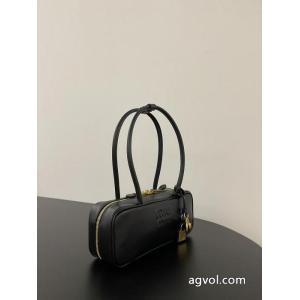 MIUMIUバッグロゴが素敵 絶対に買える! 春季超人気アイテム激安 ブランド..