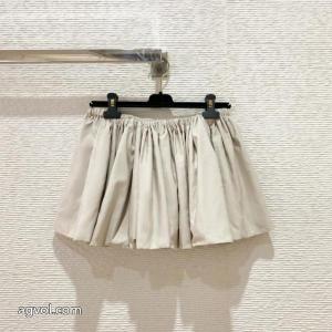 スカート2026年春の新作コレクション 定番のストリートスタイル 若い世代に評判がいいブランド コピー s 級MIUMIU.