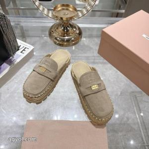 MIUMIUスニーカー品が良い 品質保証 十分な耐久性偽物 通販 サイト.