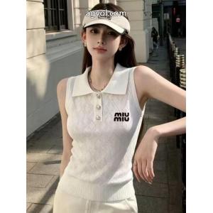 MIUMIU半袖Tシャツ期間限定SALE 注目する憧れブランドの新作 最先端ファション激安 通販 専門店