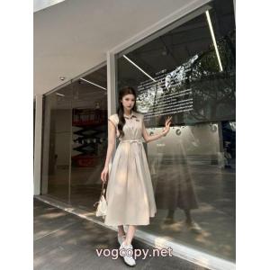     ワンピースブランド コピー 品MIUMIU新作デザイン新色 落ち着いた大人の雰囲気に 人気ブランド.