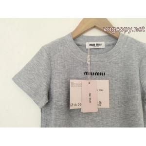     売り切れ必須 半歩先をゆくオシャレ 今すぐ買えちゃう！新着MIUMIU偽物 ブランド ショップ..