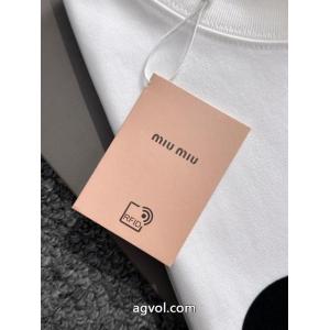 精巧な逸品 最前線新作 春ファションのトレンドMIUMIU偽 ブランド半袖Tシャツ