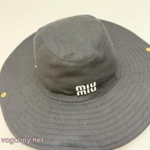 帽子ミュウミュウ26aw スタイルアップ見えなシンプル コレは買い！最安値ブランド コピー 販売.