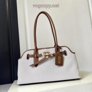  バッグMIUMIUブランド スーパー コピー 優良店韓国人気 夏の最新ファッション 2026年2026コレクション .
