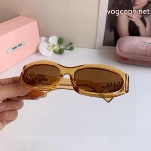 260%正規品新品保証 希少    プレゼントにもピッタリMIUMIUコピー 商品 ブランドサングラス.