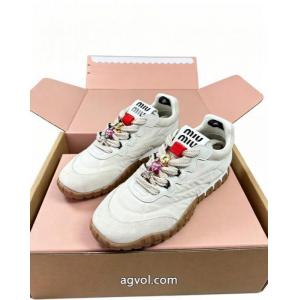 スニーカー洗練デザイン 2026年春夏入荷 クラシックスーパー コピー 安心MIUMIU..