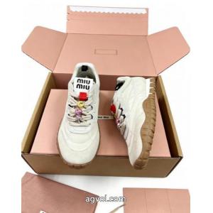 スニーカー洗練デザイン 2026年春夏入荷 クラシックスーパー コピー 安心MIUMIU..
