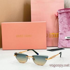  サングラスコピー 商品 通販ラグジュアリーの王道 注目を集める 累積売上総額第１位ミュウミュウ.