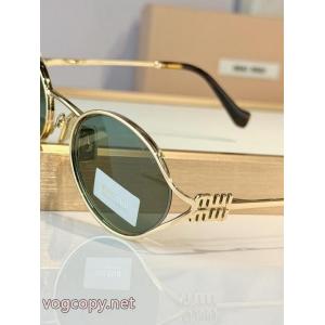 コピー ブランドサングラス今年買い足したい！ 人気新商品 人気急上昇中MIUMIU.
