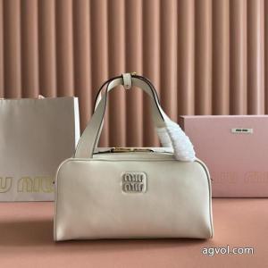 バッグ完売前に 海外大人気 定番人気MIUMIUコピー ブランド 優良.