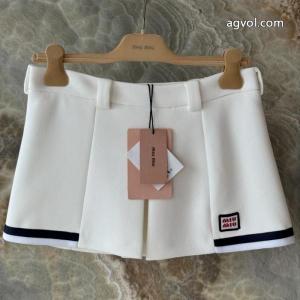 ミュウミュウスカートコピー ブランド 通販 安心稀少*新品 日本未入荷 VIPセール 関税込.