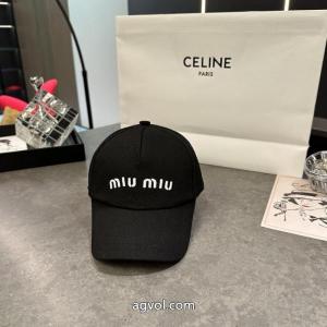 アクティブシーンに欠かせない存在 ストリートに溢れるウェア 存在感があるMIUMIUスーパー コピー ブランド 通販帽子.