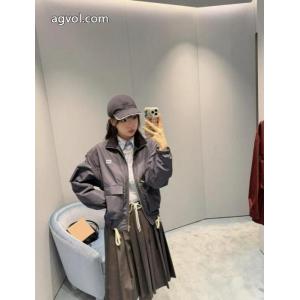 MIUMIUコピー 商品 通販コート大特価 大人気モデル 予約完売品