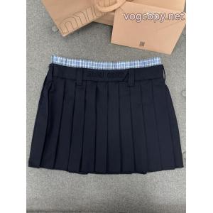 超HOTなお買い得アイテム続々 華やかムードを演出して おしゃれに春を迎えるためにスーパー コピー ブランド 専門店プリーツスカートミュウミュウ.