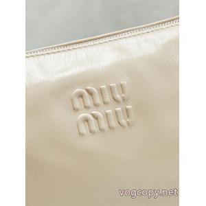 スーパー コピー 品MIUMIUバッグ大人で素敵 好評なアイテム 相性の良い.
