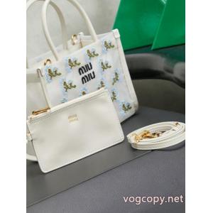 ブランド 偽物 激安MIUMIUバッグ2026年最新版 即納希少 著名人の着用.