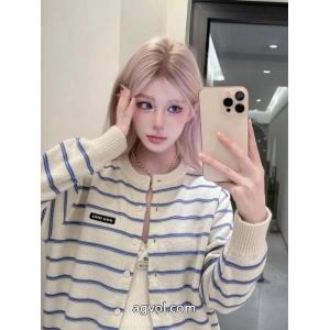 偽 ブランド大変大人気2026 数量限定お買い得 輝かしいMIUMIUコート