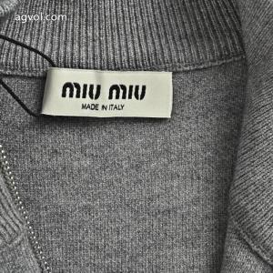 偽 ブランド 通販2026一番最高人気 北欧ブランド 雑誌掲載コートMIUMIU