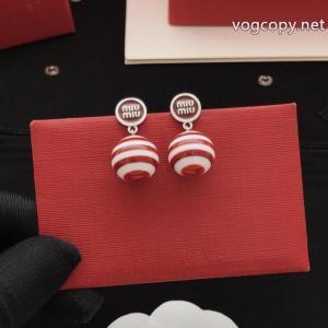 スーパー コピー ブランド即完売 価格帯が魅力的 数量限定販売MIUMIUアクセサリー.